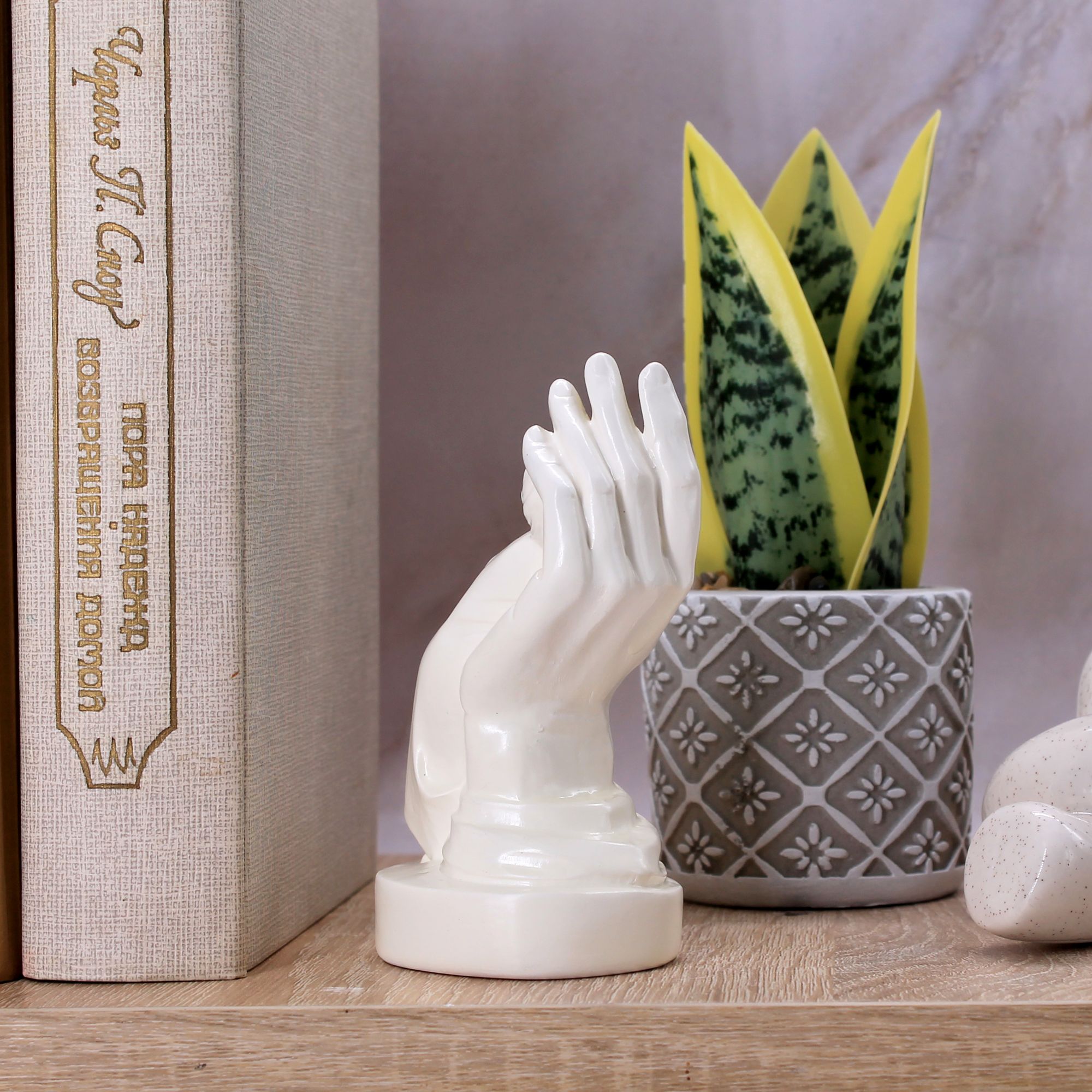 Миниатюра 10. Изделие "Статуэтка Нежность (Материнская любовь)", цвет белый глянец, категория "Античность и мифология".