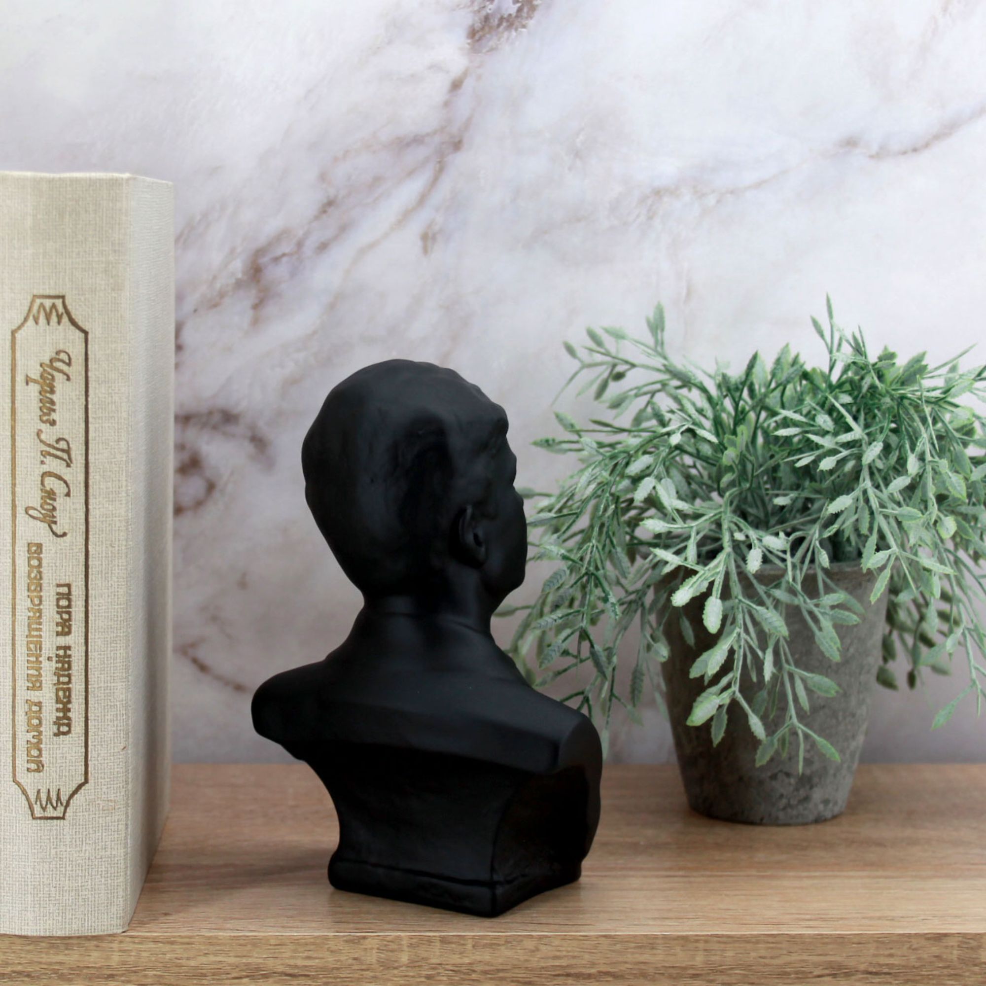 Миниатюра 15. Изделие "Статуэтка бюст Есенин С.А. большой", цвет черный матовый, категория "Бюсты".