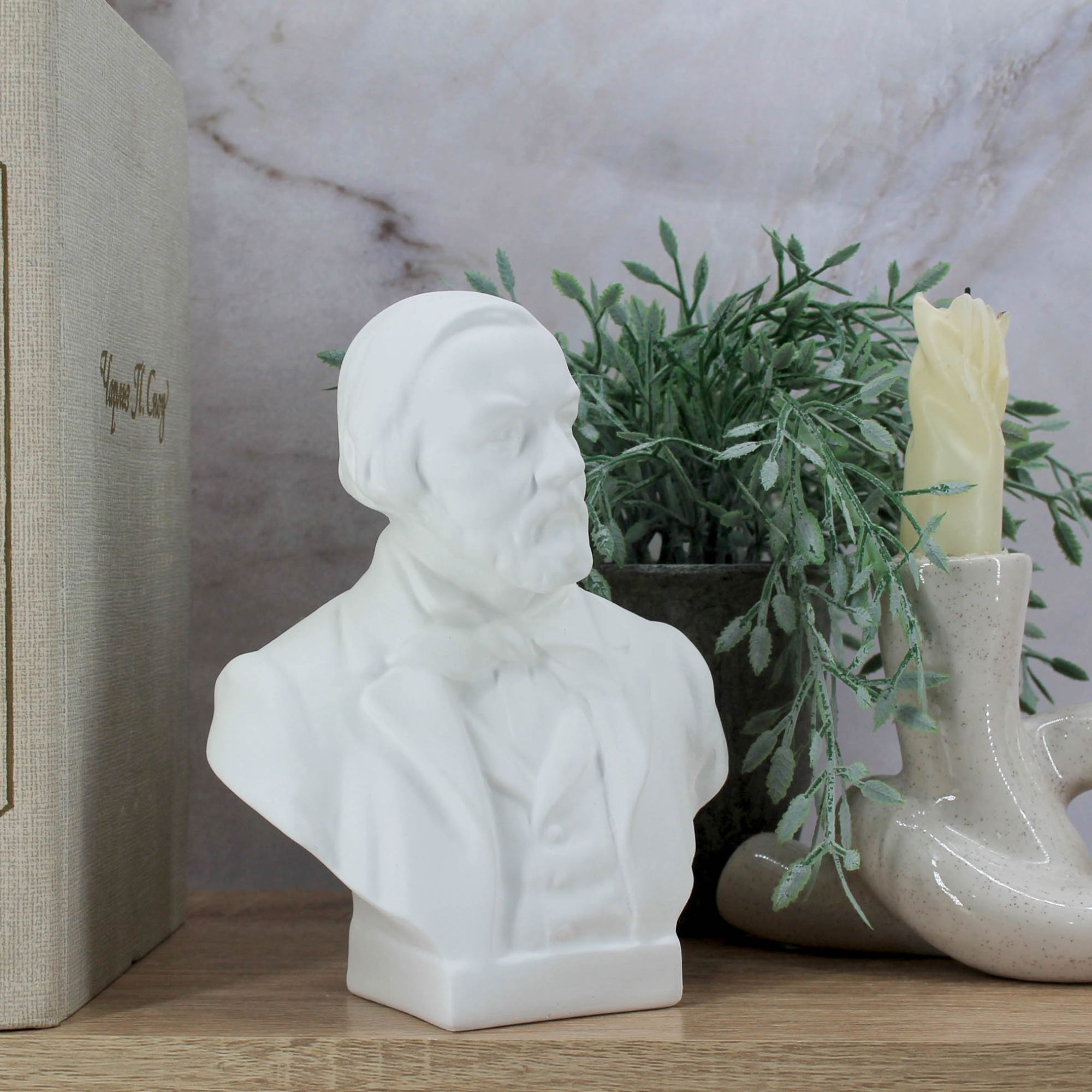 Миниатюра 7. Изделие "Статуэтка бюст Глинка М. И.", цвет белый матовый, категория "Бюсты".