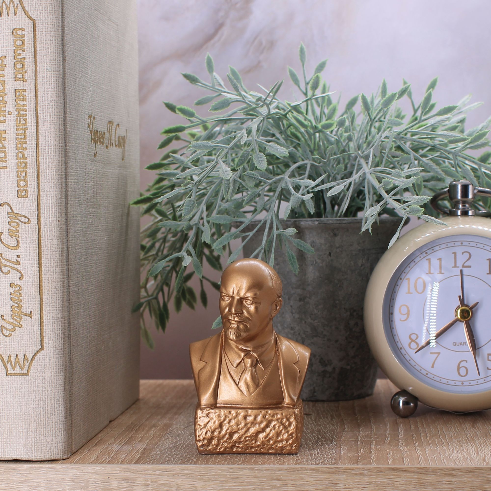 Миниатюра 1. Изделие "Статуэтка бюст В.И. Ленин малый", цвет темная бронза, категория "Бюсты".