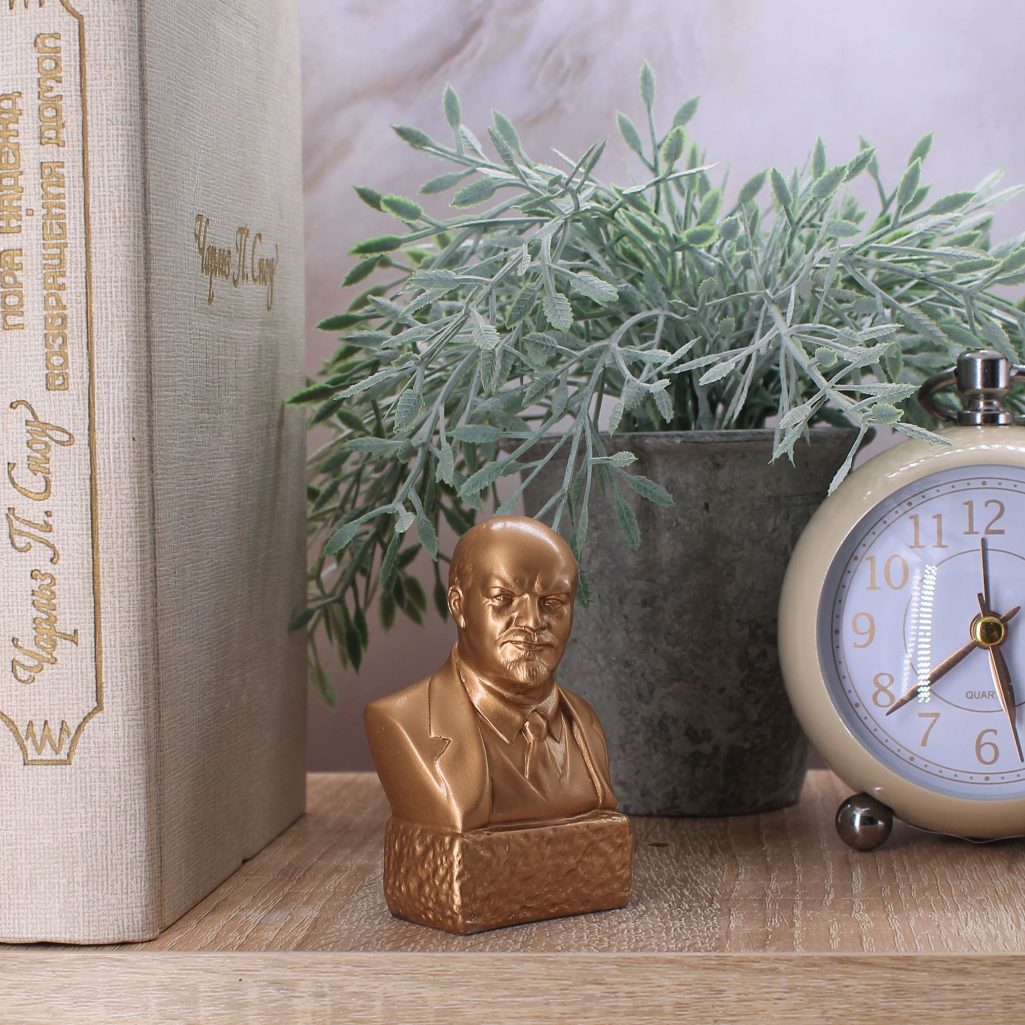 Миниатюра 2. Изделие "Статуэтка бюст В.И. Ленин малый", цвет темная бронза, категория "Бюсты".