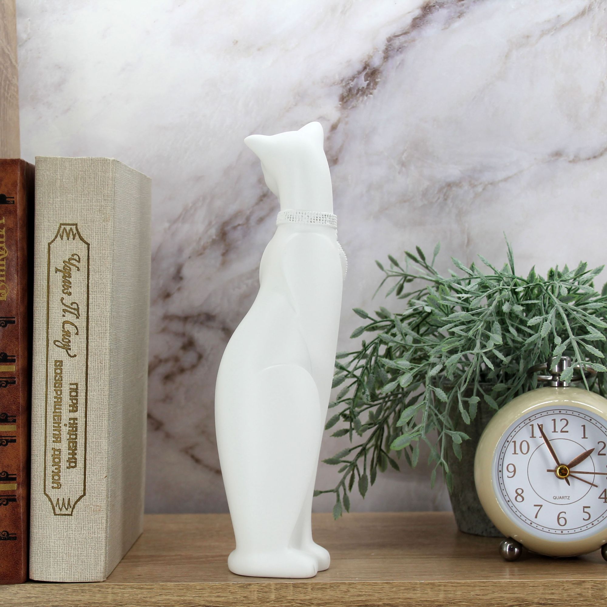 Миниатюра 14. Изделие "Статуэтка Кошка Грация с кулоном", цвет белый матовый, категория "Кошки".