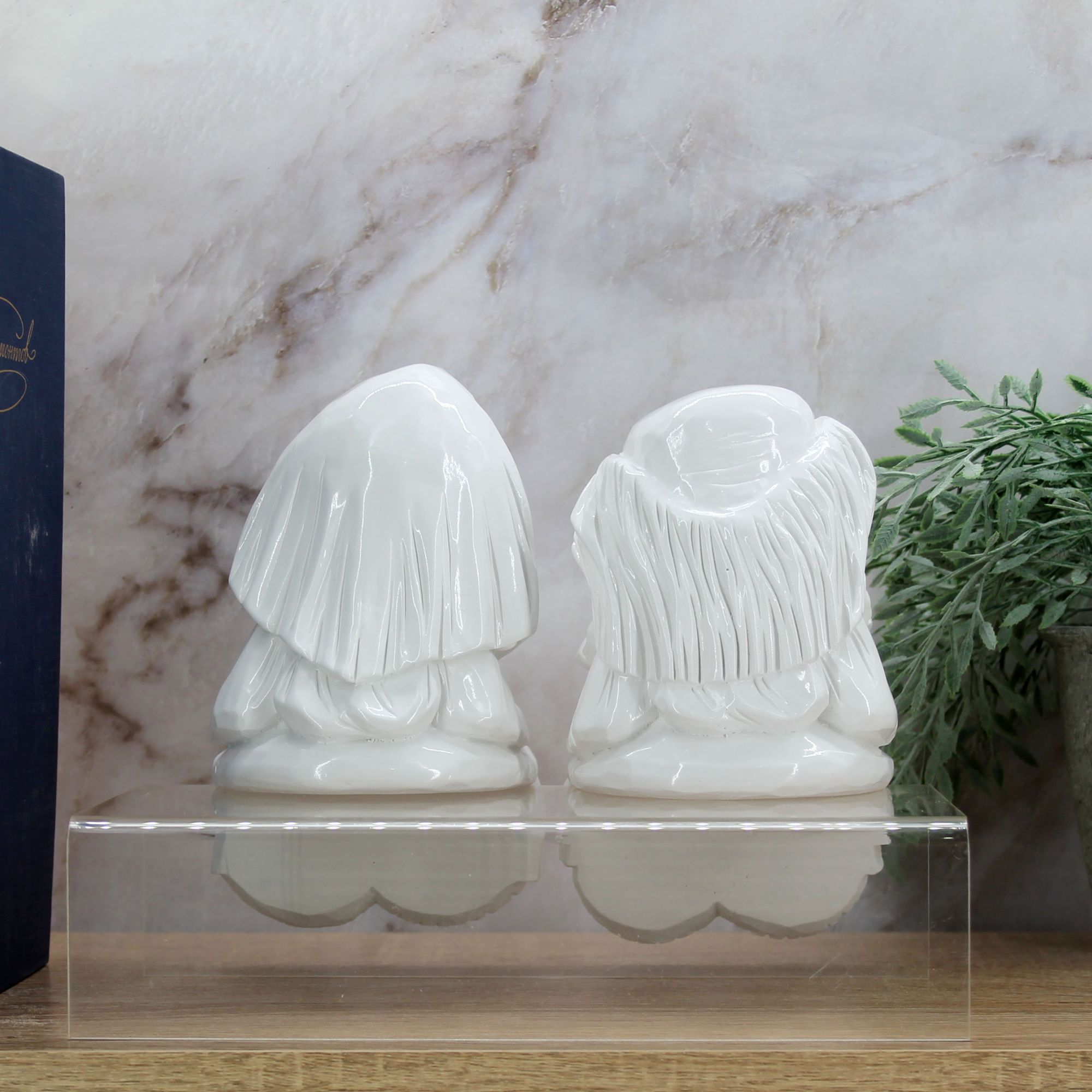 Миниатюра 12. Изделие "Свисающие статуэтки Бабушка и Дедушка", цвет белый глянец, категория "Обереги".