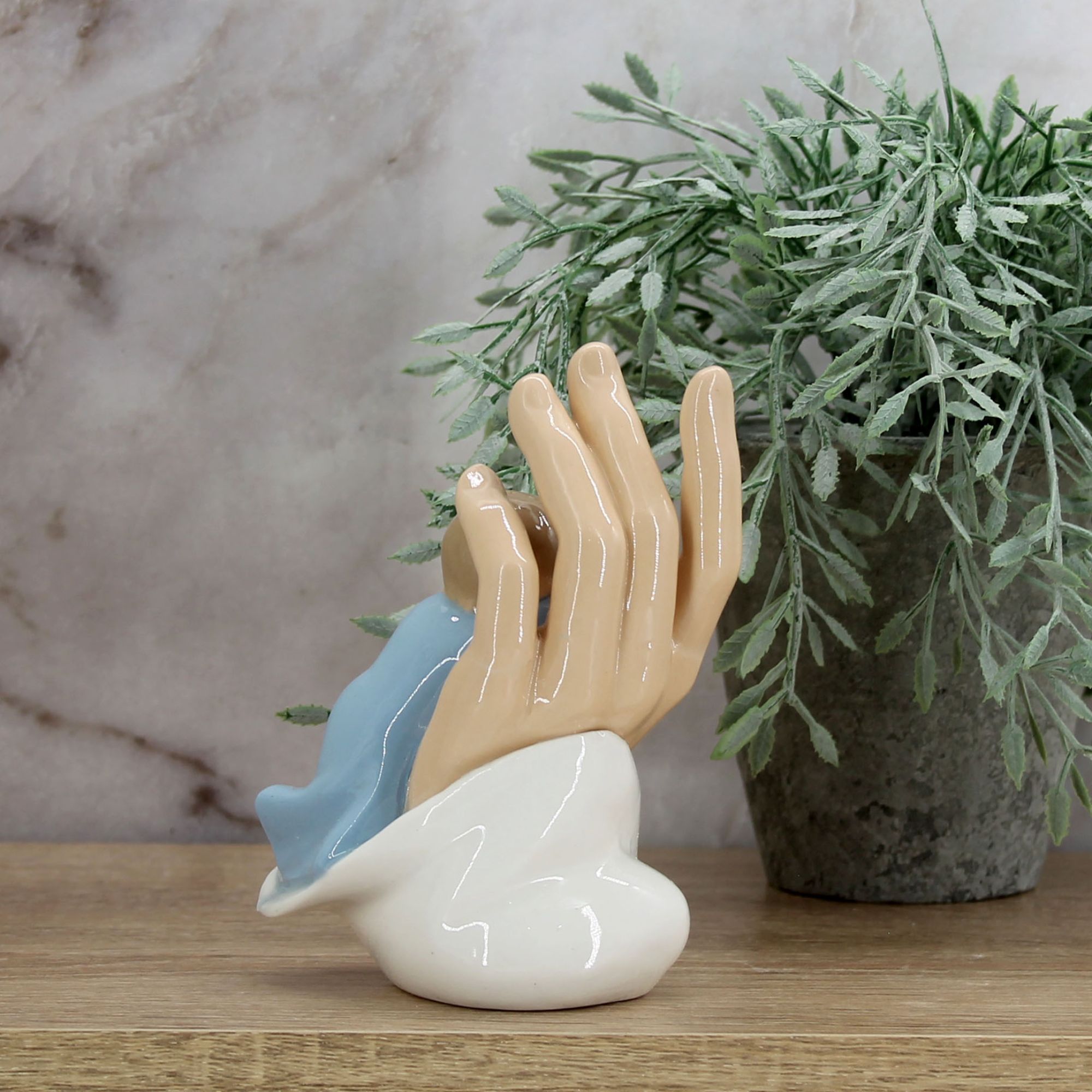 Миниатюра 5. Изделие "Интерьерная статуэтка Нежность (Материнская любовь)", цвет без цветов, категория "Сопутствующие товары".