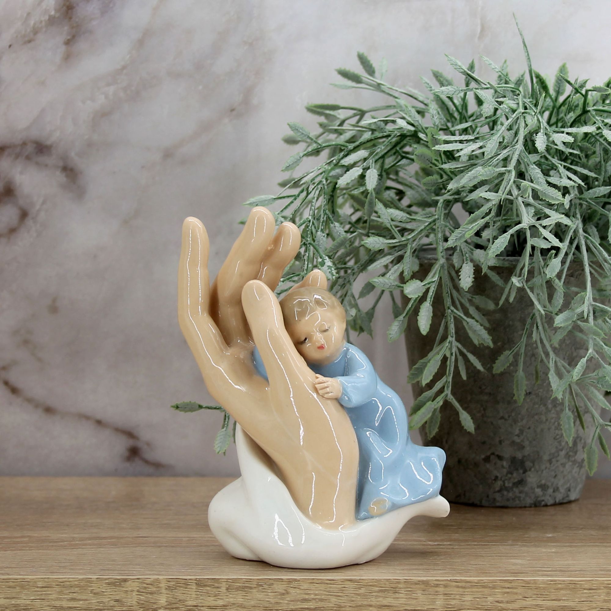 Миниатюра 7. Изделие "Интерьерная статуэтка Нежность (Материнская любовь)", цвет без цветов, категория "Сопутствующие товары".