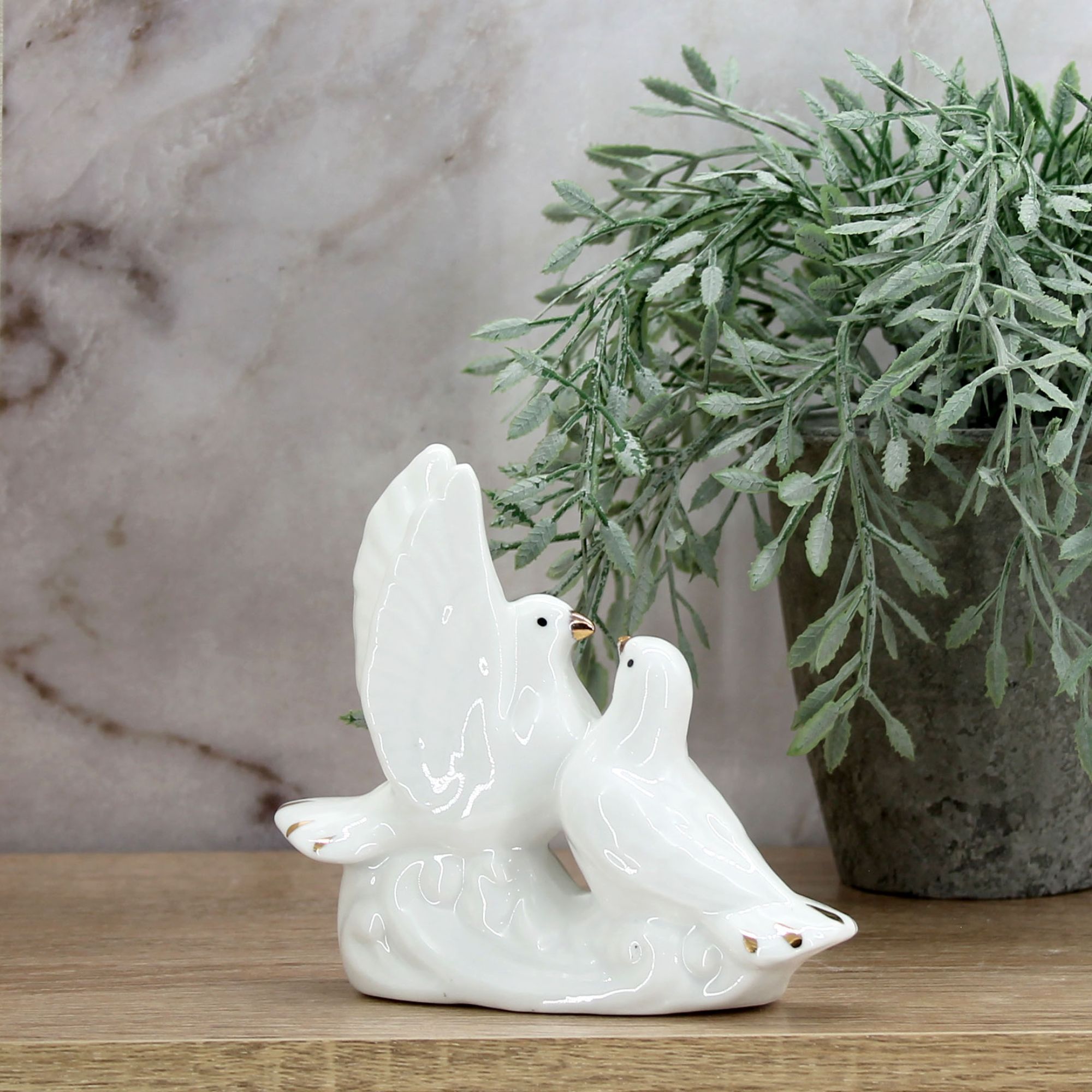 Миниатюра 6. Изделие "Интерьерная статуэтка Влюбленные голуби № 1", цвет без цветов, категория "Сопутствующие товары".