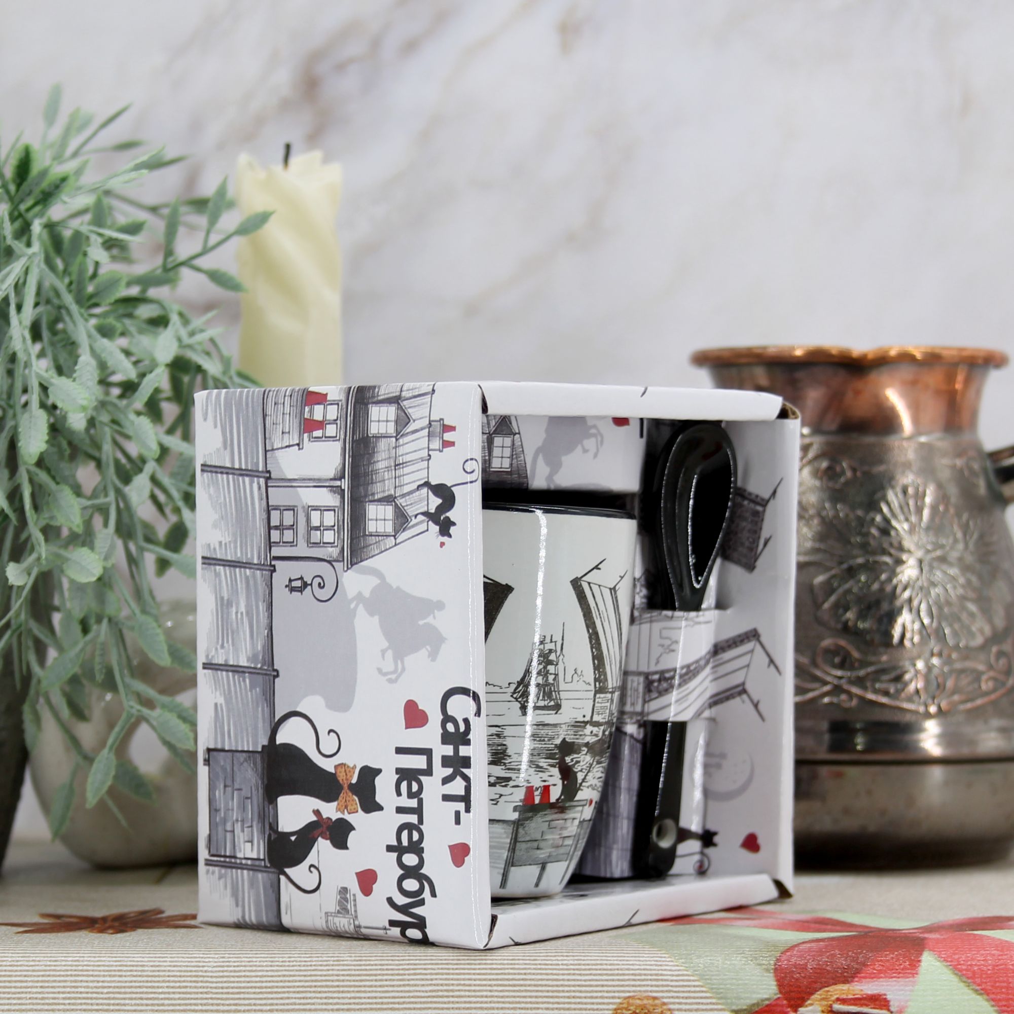 Миниатюра 5. Изделие "Подарочный набор "Санкт-Петербург" с кофейной кружкой и ложкой № 3", цвет без цветов, категория "Сопутствующие товары".