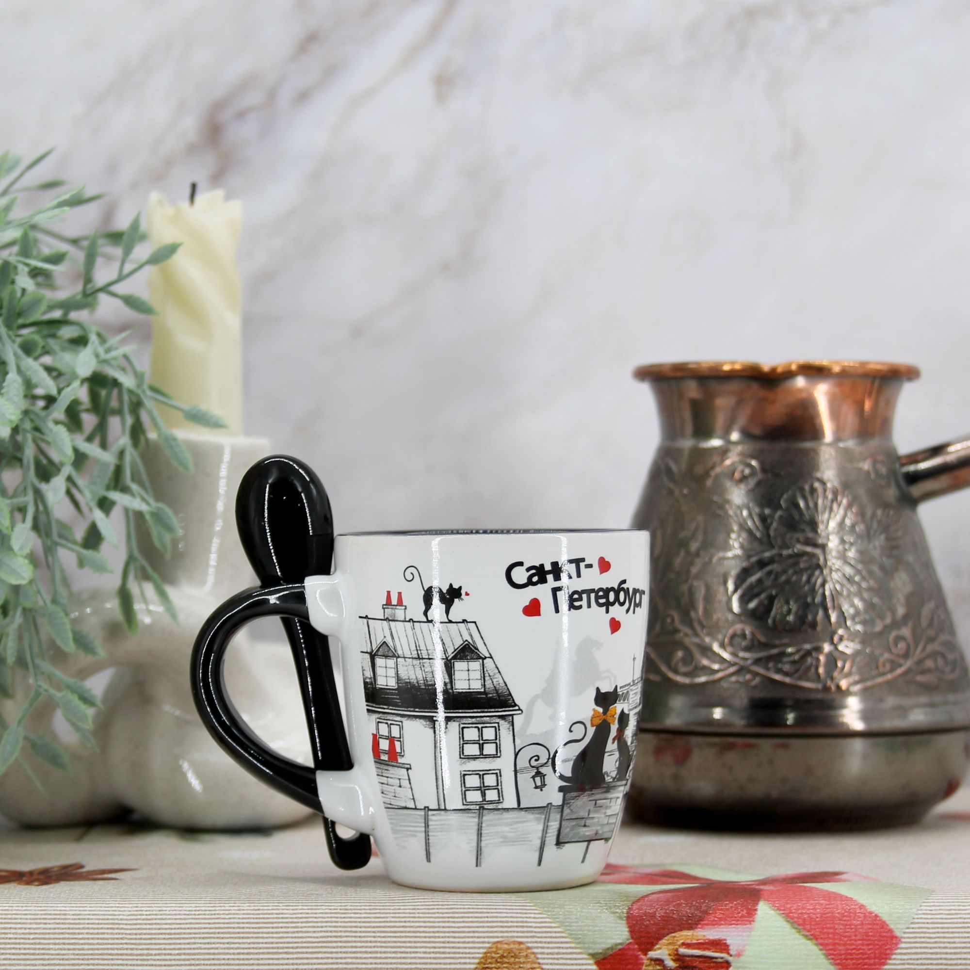 Миниатюра 2. Изделие "Подарочный набор "Санкт-Петербург" с кофейной кружкой и ложкой № 3", цвет без цветов, категория "Сопутствующие товары".