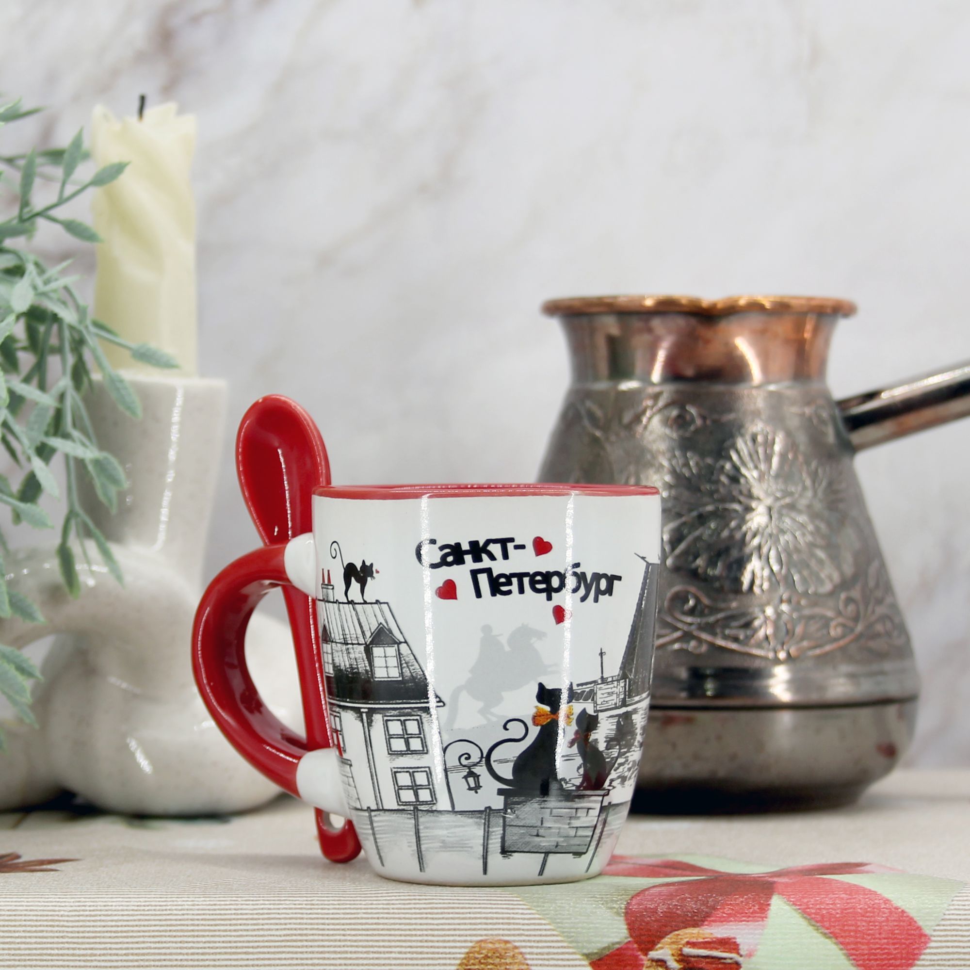 Миниатюра 3. Изделие "Подарочный набор "Санкт-Петербург" с кофейной кружкой и ложкой № 4", цвет без цветов, категория "Сопутствующие товары".