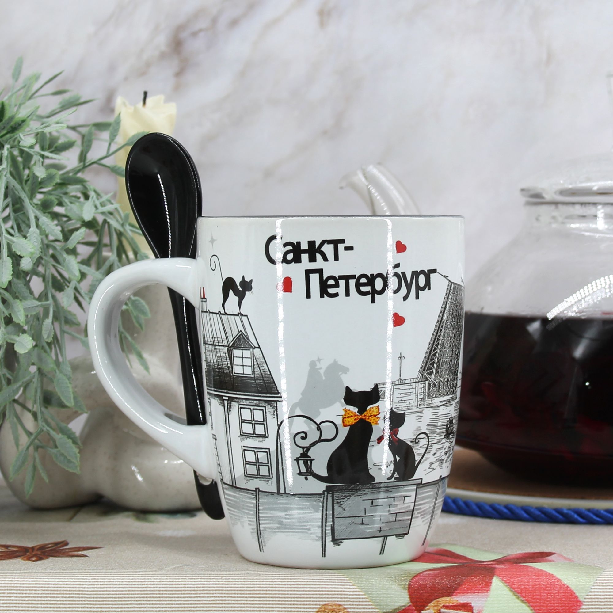 Миниатюра 1. Изделие "Подарочный набор Сувенир чайная кружка с ложкой " Санкт-Петербург " № 1", цвет без цветов, категория "Сопутствующие товары".