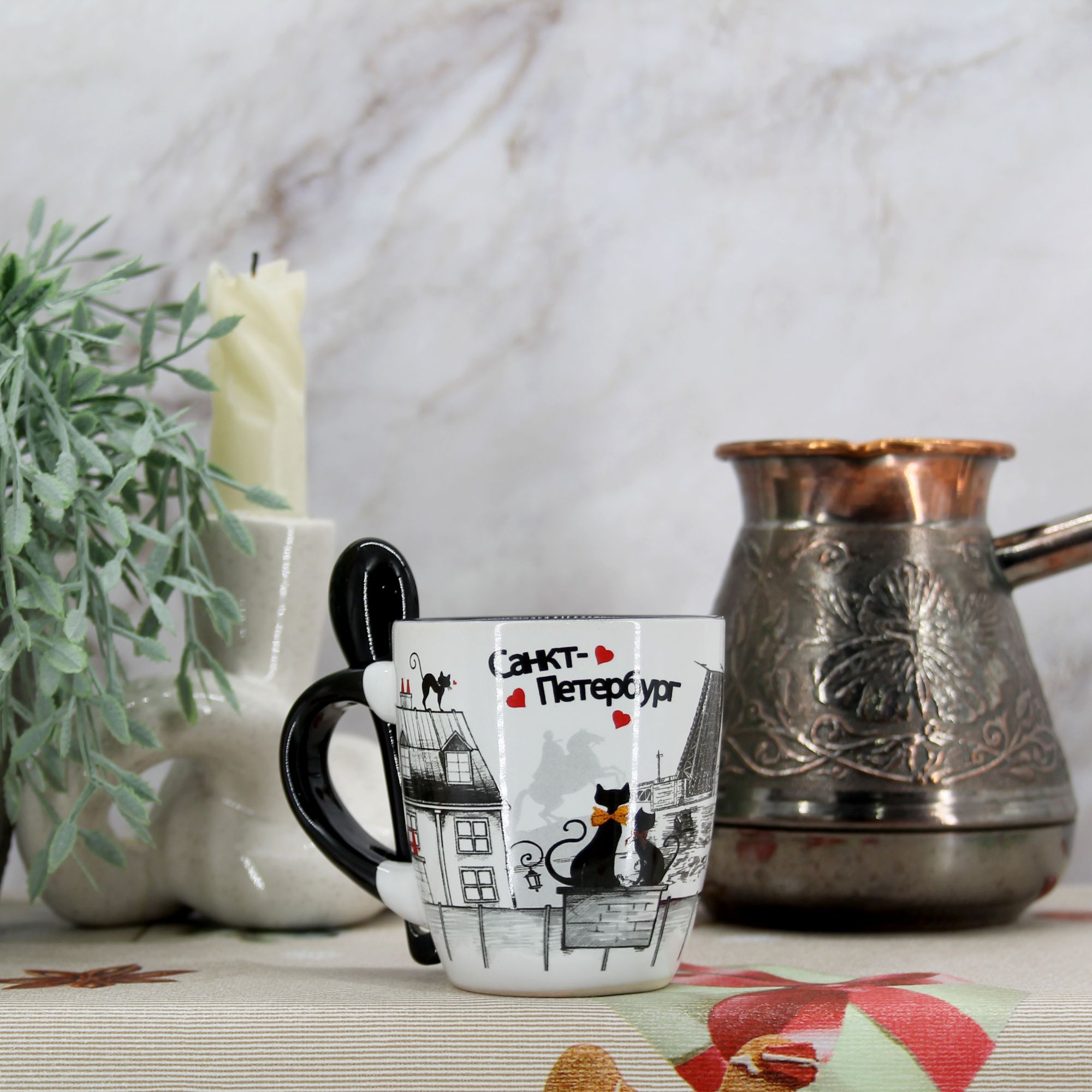 Миниатюра 1. Изделие "Подарочный набор  Сувенир "Санкт-Петербург" с кофейной кружкой и ложкой № 3", цвет без цветов, категория "Сопутствующие товары".
