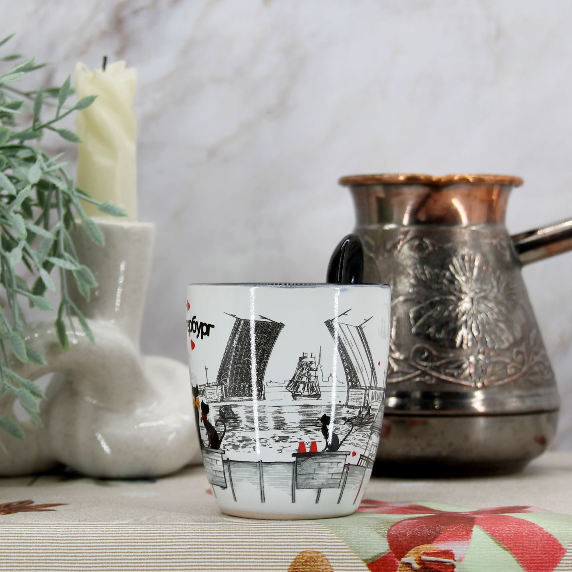 Миниатюра 3. Изделие "Подарочный набор  Сувенир "Санкт-Петербург" с кофейной кружкой и ложкой № 3", цвет без цветов, категория "Сопутствующие товары".