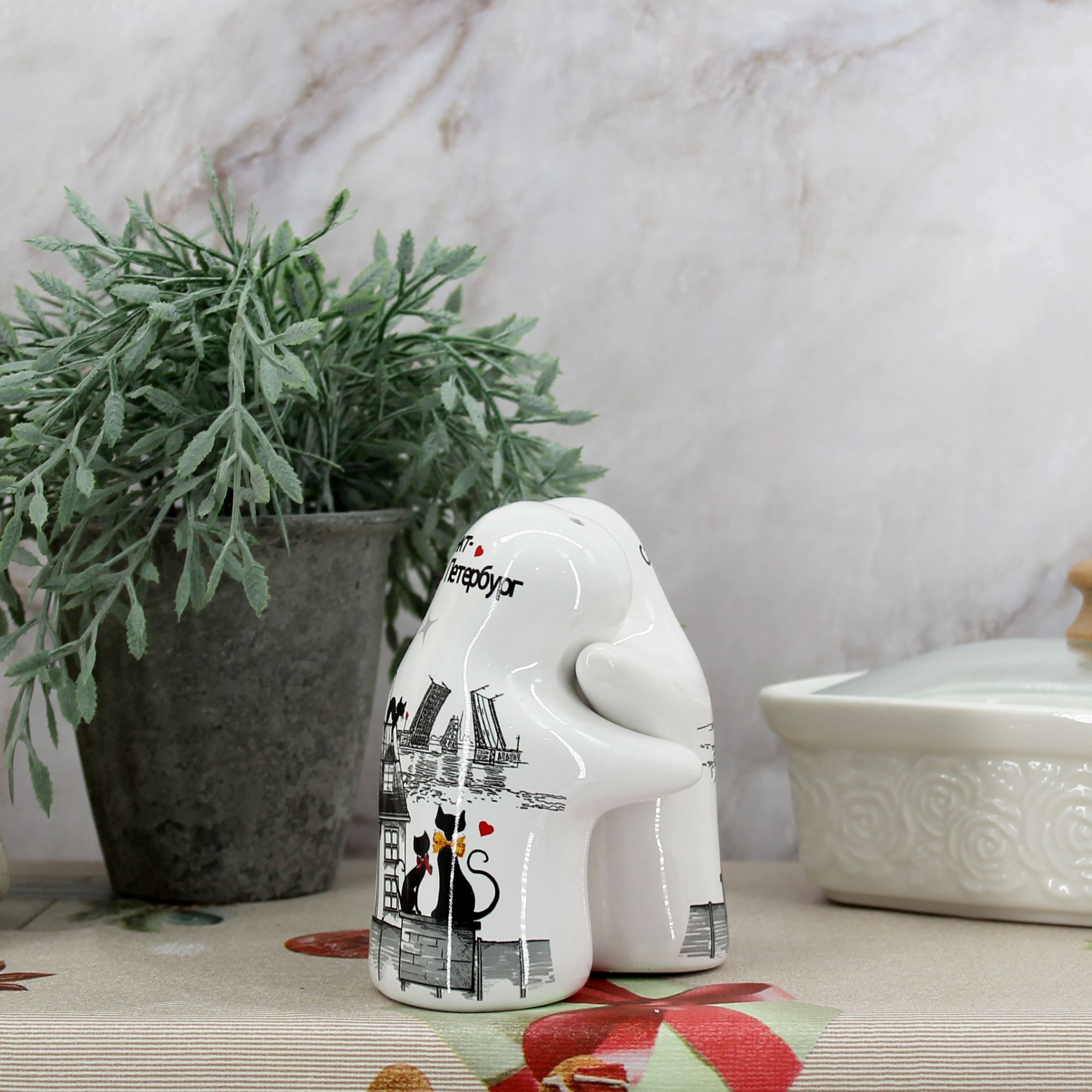 Миниатюра 6. Изделие "Сувенир  "Санкт-Петербург" Набор для специй", цвет без цветов, категория "Сопутствующие товары".