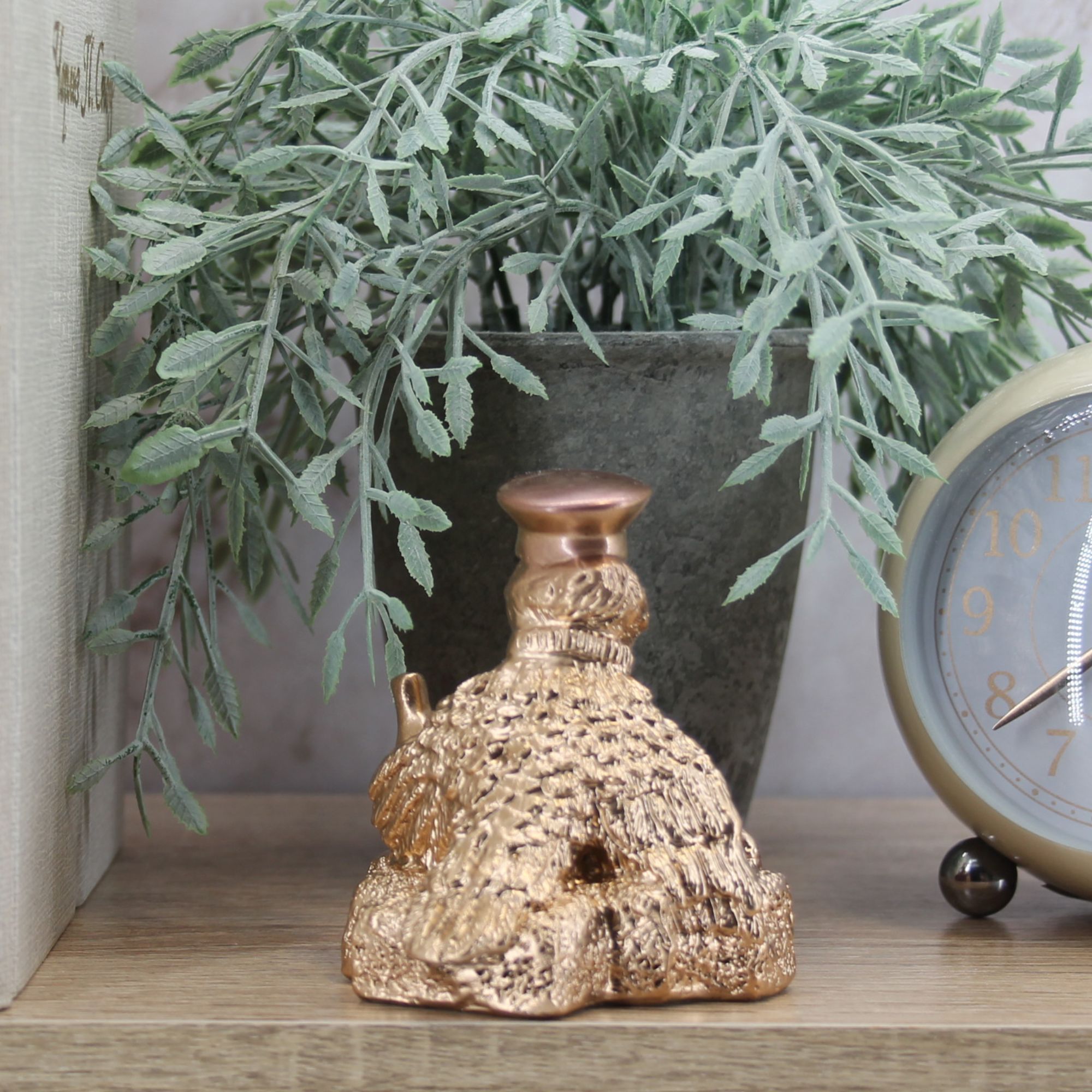 Миниатюра 5. Изделие " Статуэтка " Чижик-Пыжик"", цвет светлая бронза, категория "Сувениры Спб".